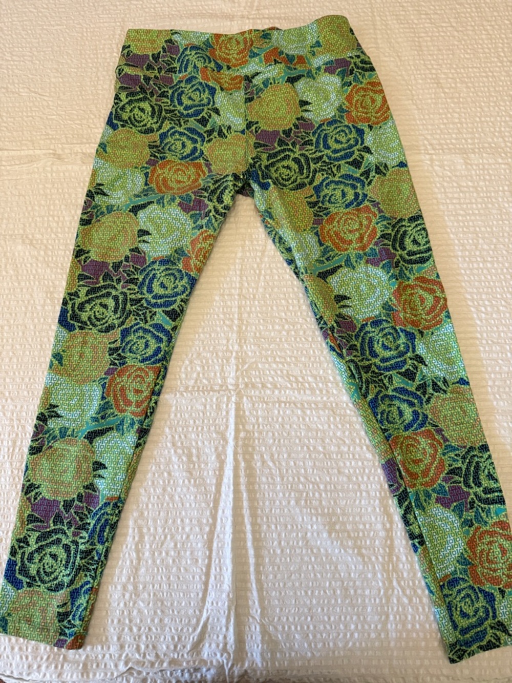 Lularoe Floral Green Stretch Leggings - Tall & Curvy